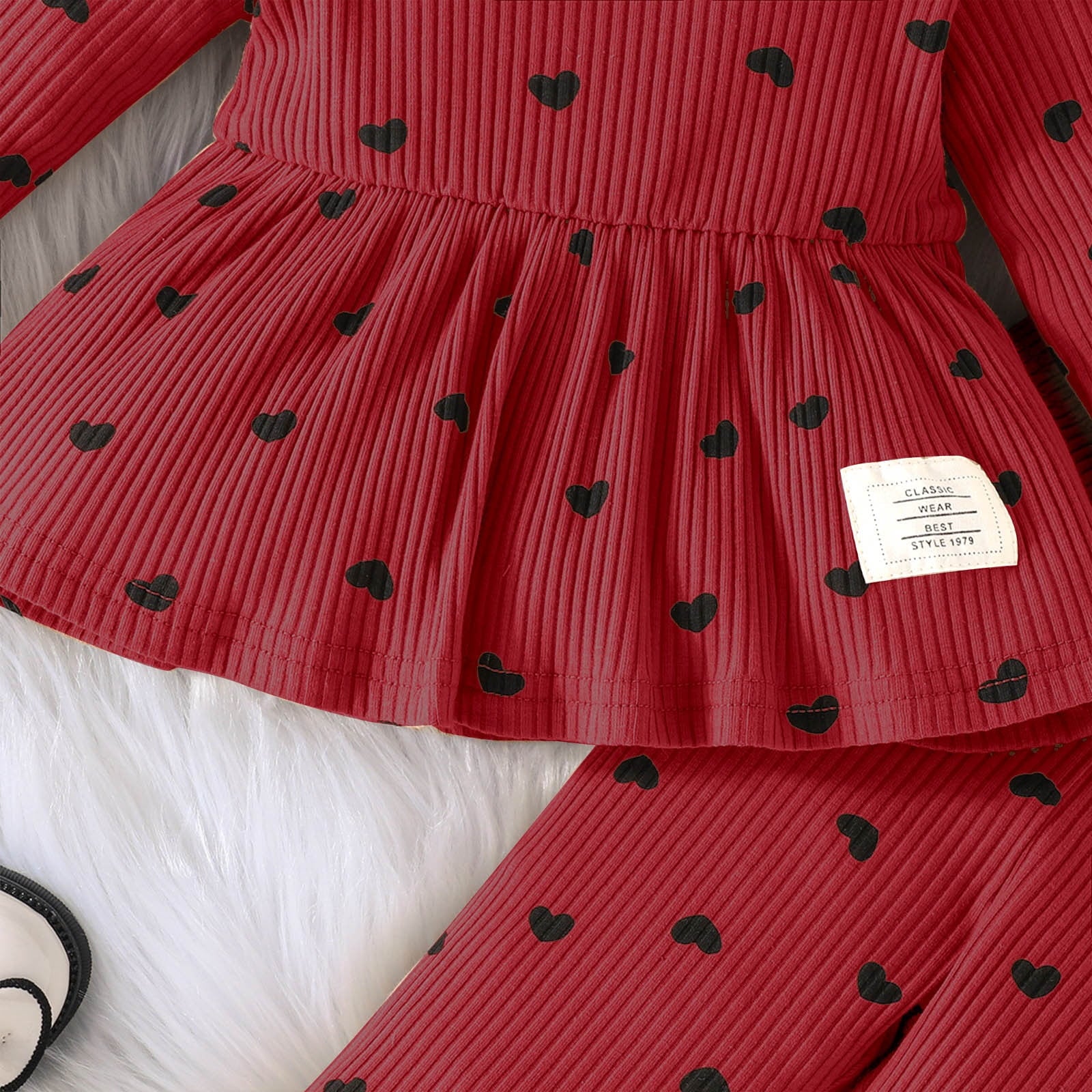 yillto Toddler Girls 2 Piece Set Crew Neck Print Long Sleeve Pullover Top Stretch Waist Straight Leg Pants Set