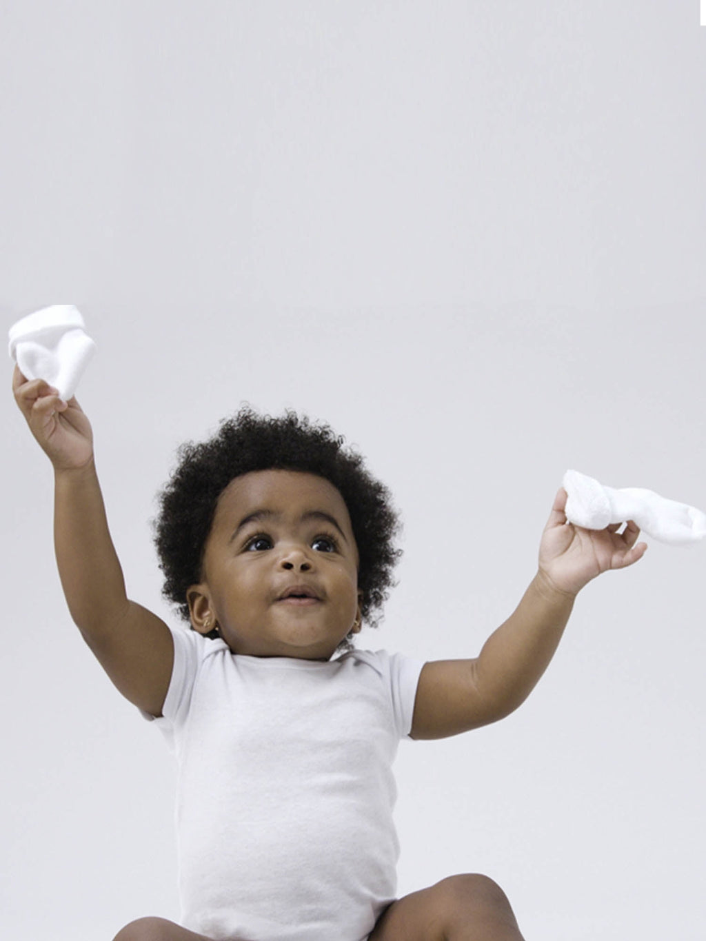 Gerber Baby Neutral White Terry Bootie Wiggle Proof Socks, 4-Pack, Sizes Newborn - 0/6 Months